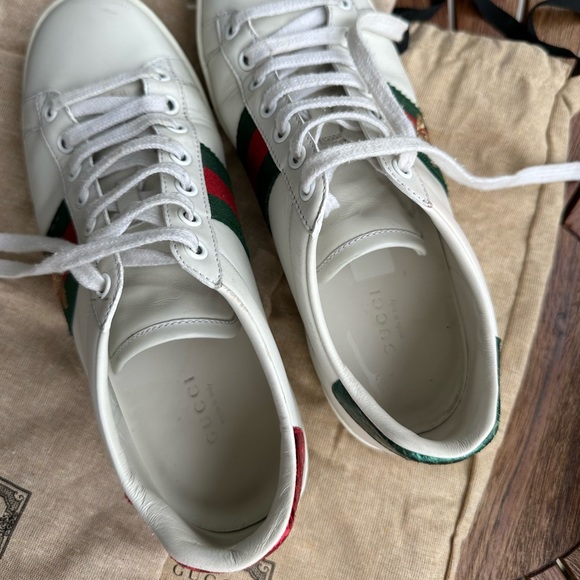 GUCCI WOMEN'S ACE SNEAKER WITH BEE - Picture 7 of 11